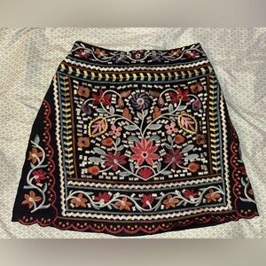 Embroidered floral/ abstract pattern skirt